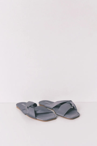 Women Secret_Dark Grey_Grayish Blue Satin Flat Sandals_4993688_42_03
