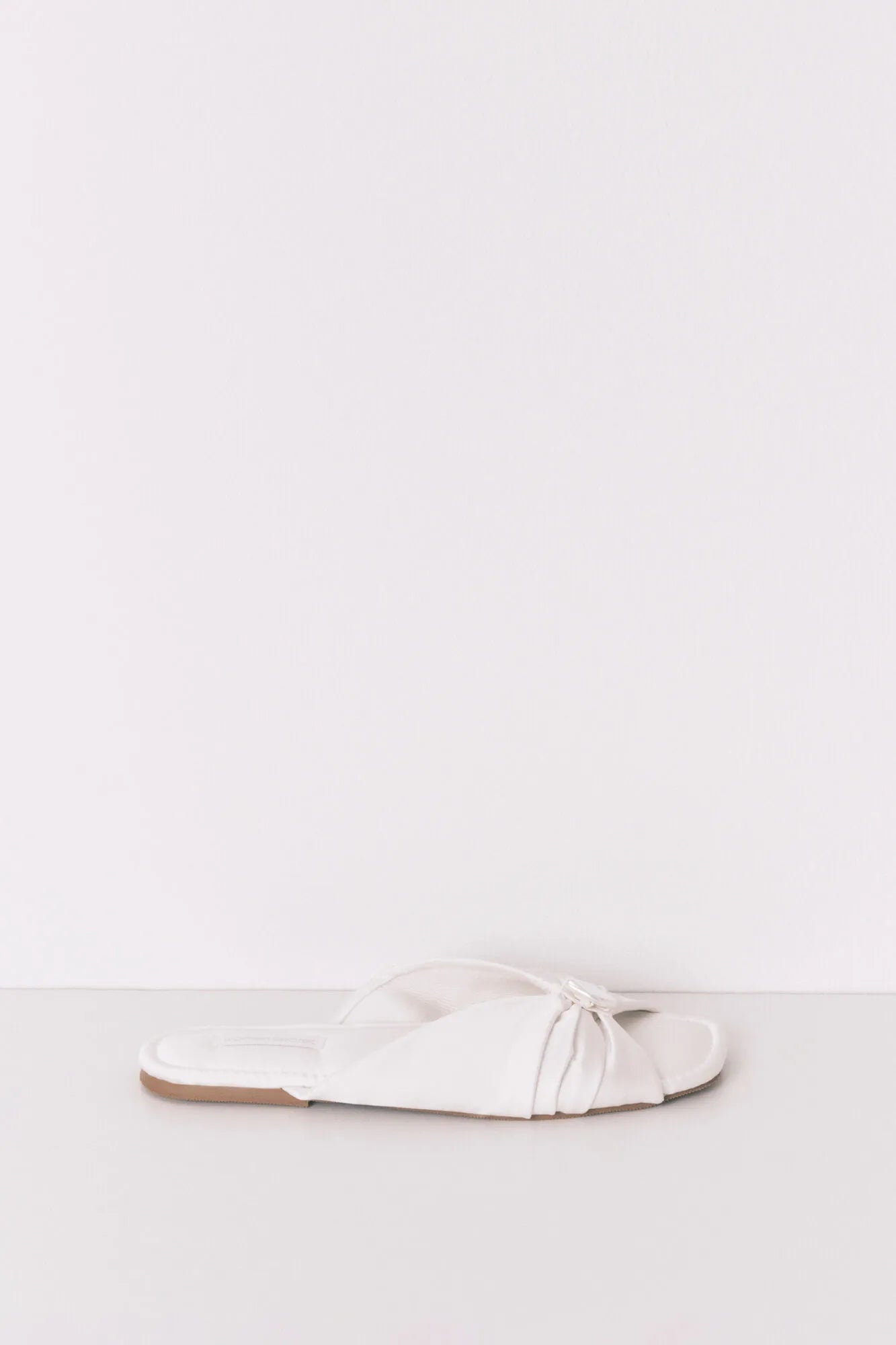Women Secret_Ivory_Satin Mule Slippers in White_4993689_96_05