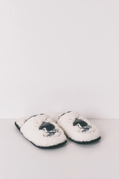 Women Secret_Ivory_Grey Faux Shearling Slippers Mafalda_4993693_96_04