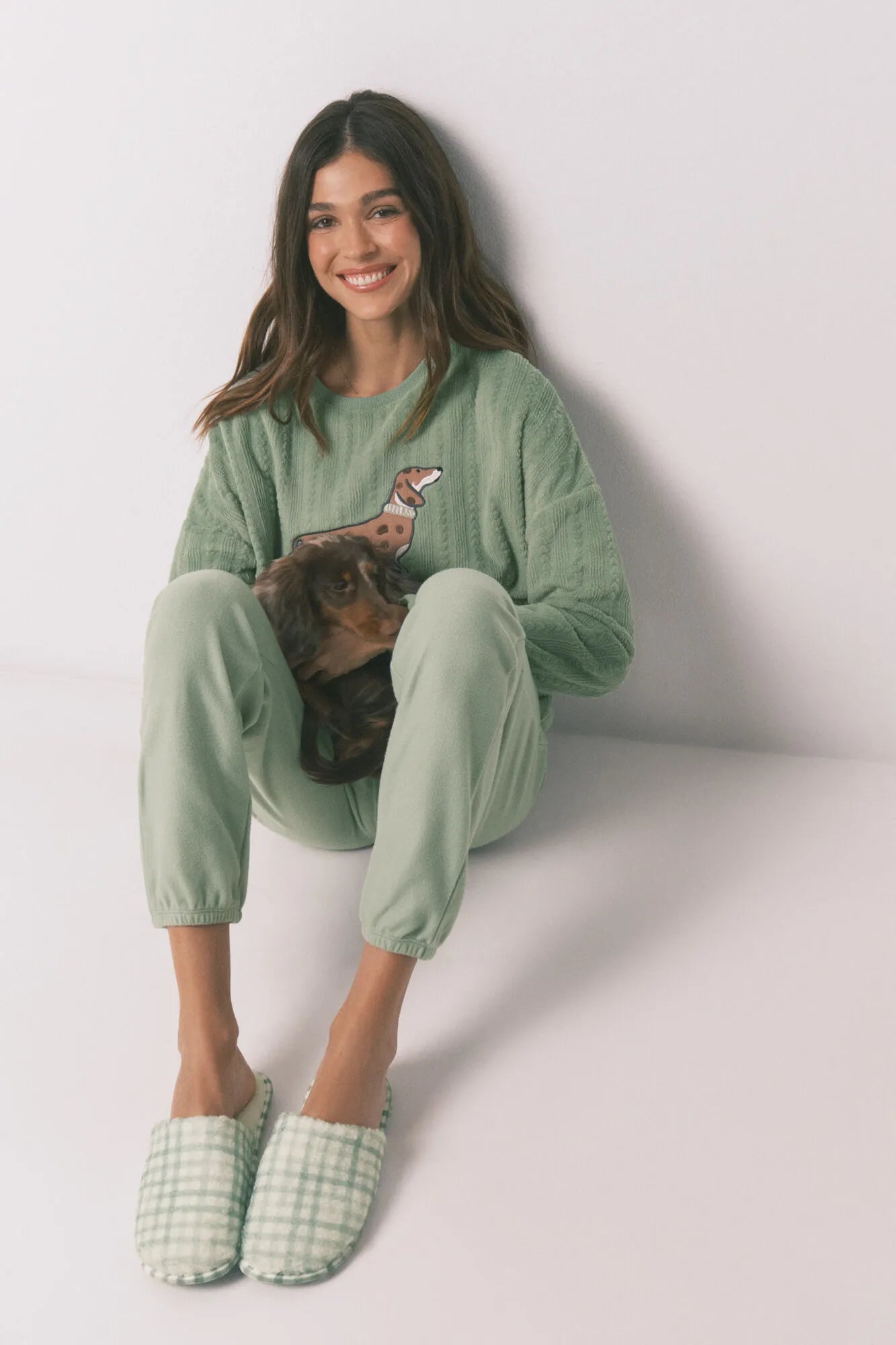 Women Secret_Green_Green Faux Shearling Plaid Slippers_4993700_28_02