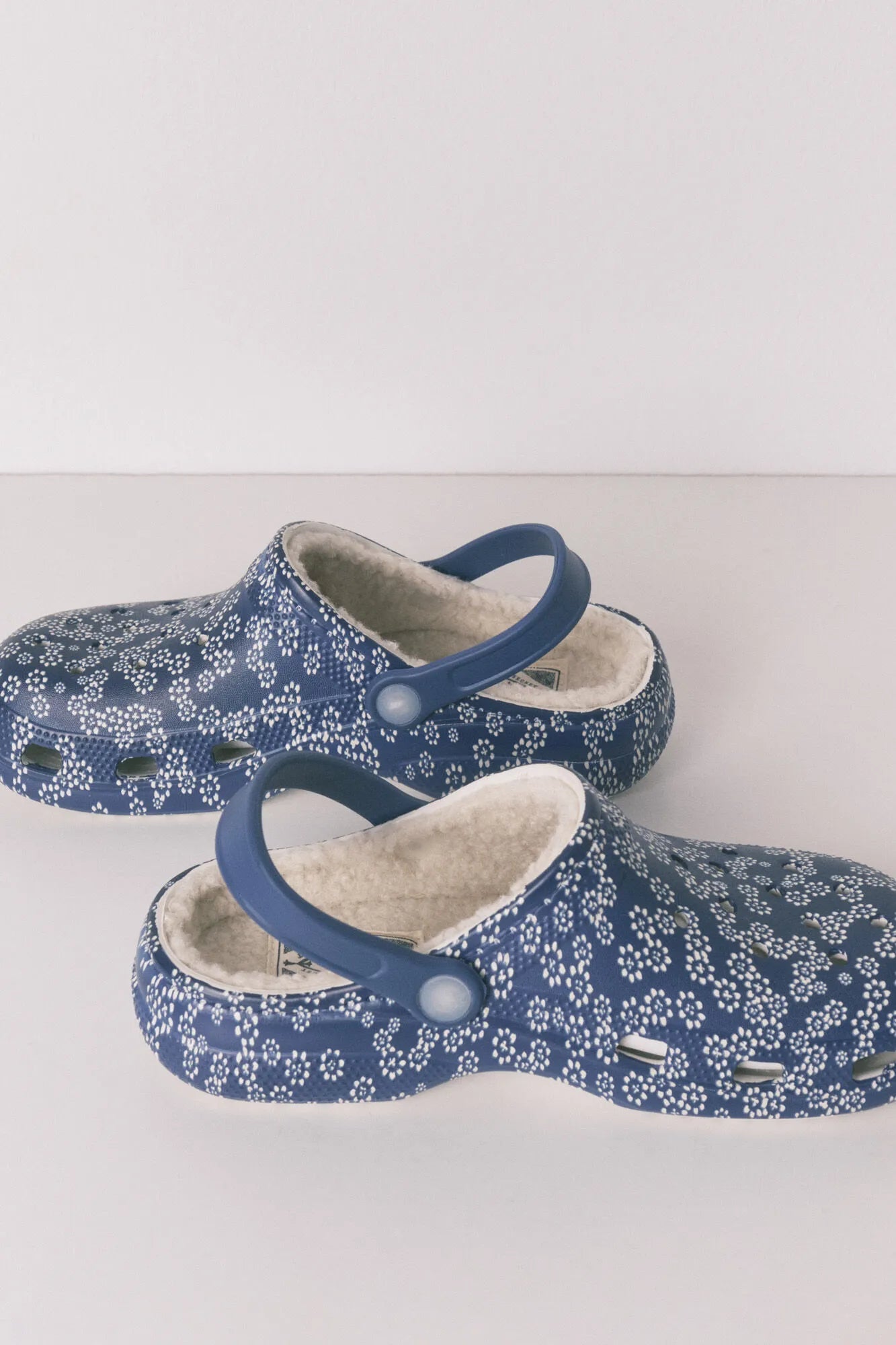 Women Secret_Blue Print_Floral Lined Clog Slippers_4993702_19_01