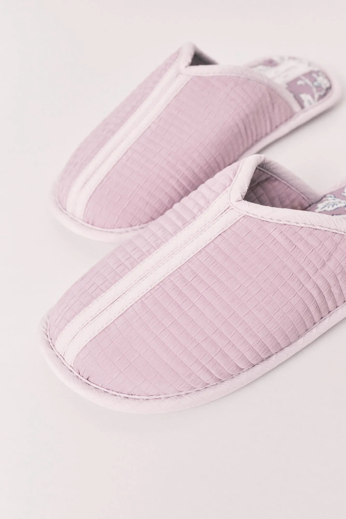 Women Secret_Pink_Pink Printed Slippers_4993709_72_04