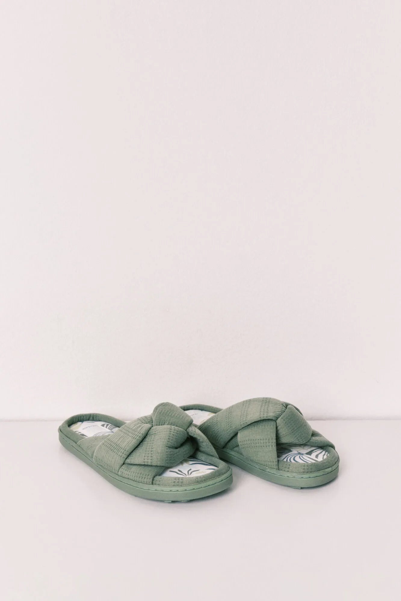 Women Secret Medium Khaki Women Green Knot Slippers SKU: 4993734_92 Image 04
