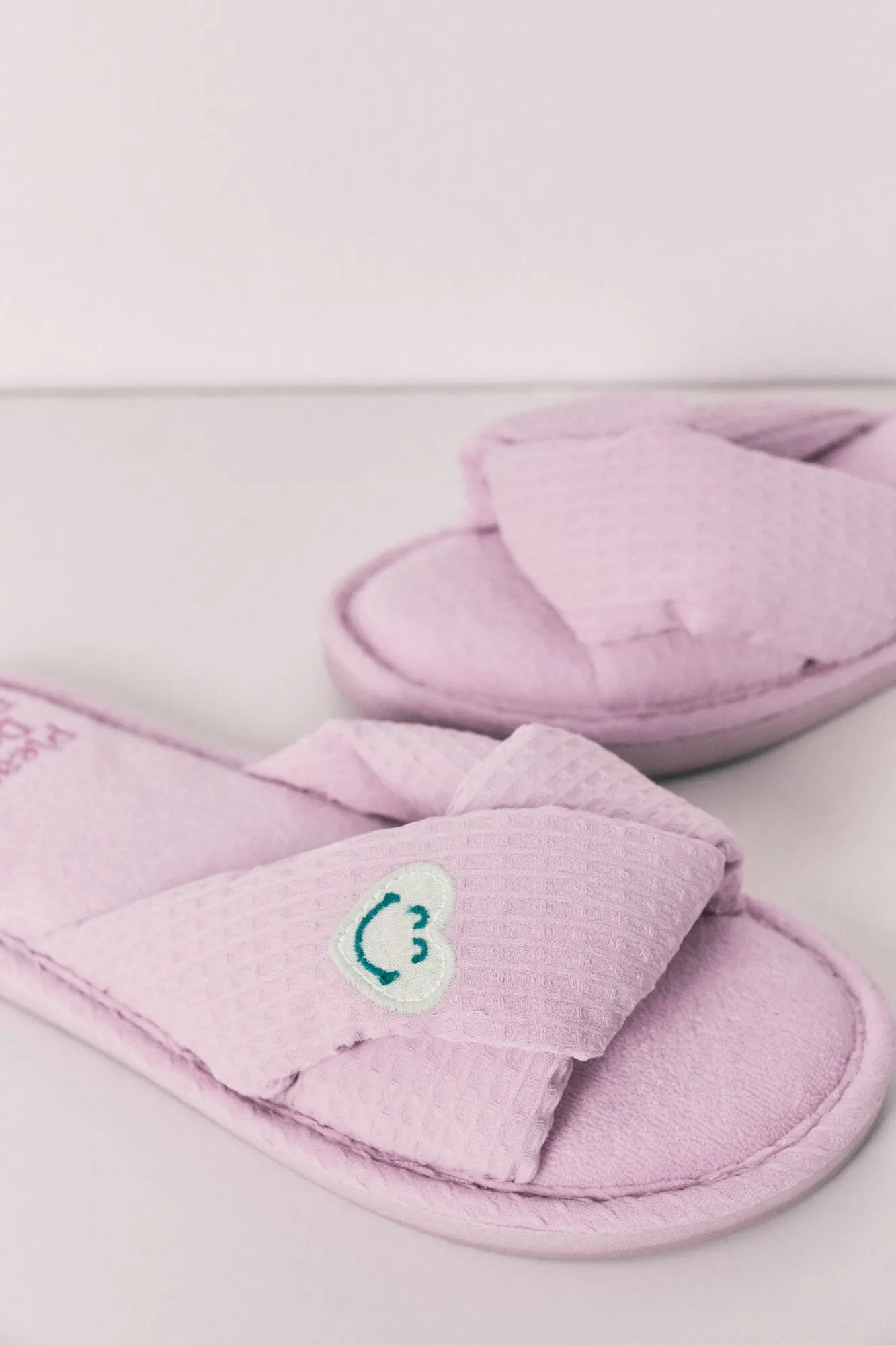 Women Secret Green Women Smileyworld¨ Knot Slippers SKU: 4993739_22 Image 01