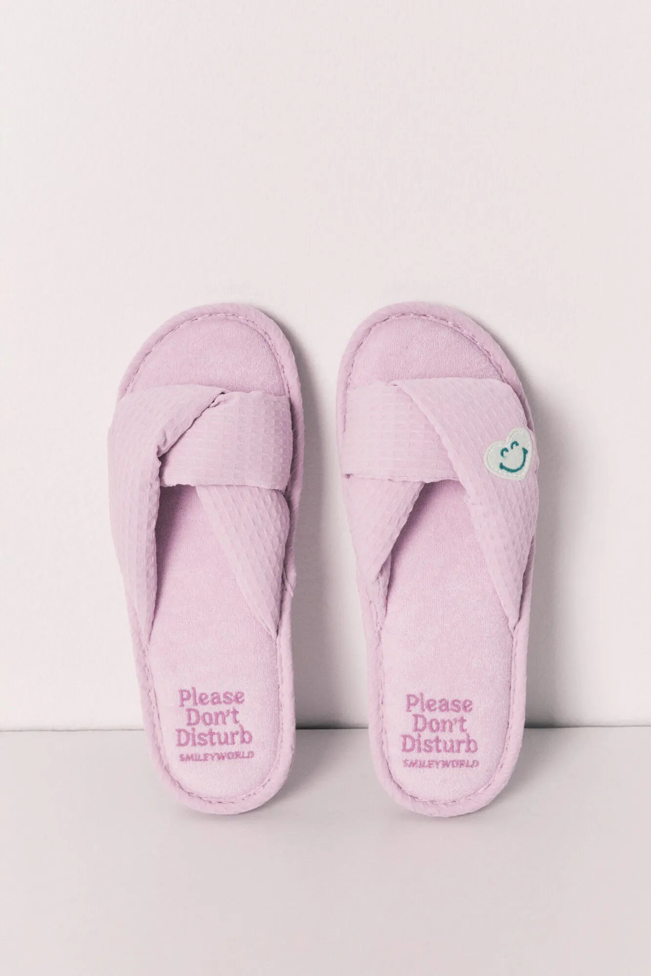 Women Secret Green Women Smileyworld¨ Knot Slippers SKU: 4993739_22 Image 02