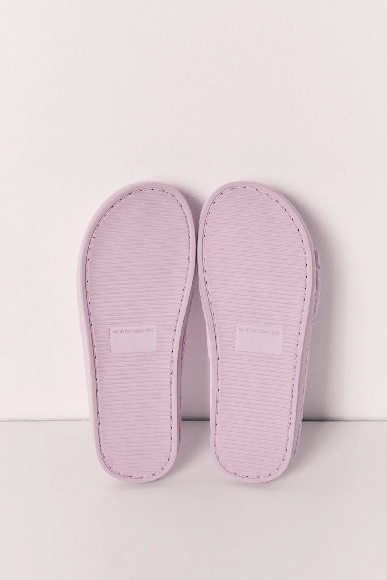 Women Secret Green Women Smileyworld¨ Knot Slippers SKU: 4993739_22 Image 03