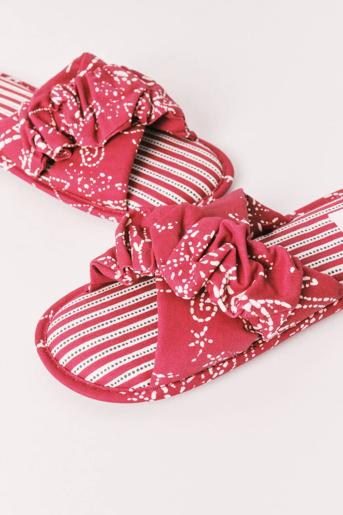 Women Secret Wine Women Crossed Strap Ruched Slippers SKU: 4994391_68 Image 02