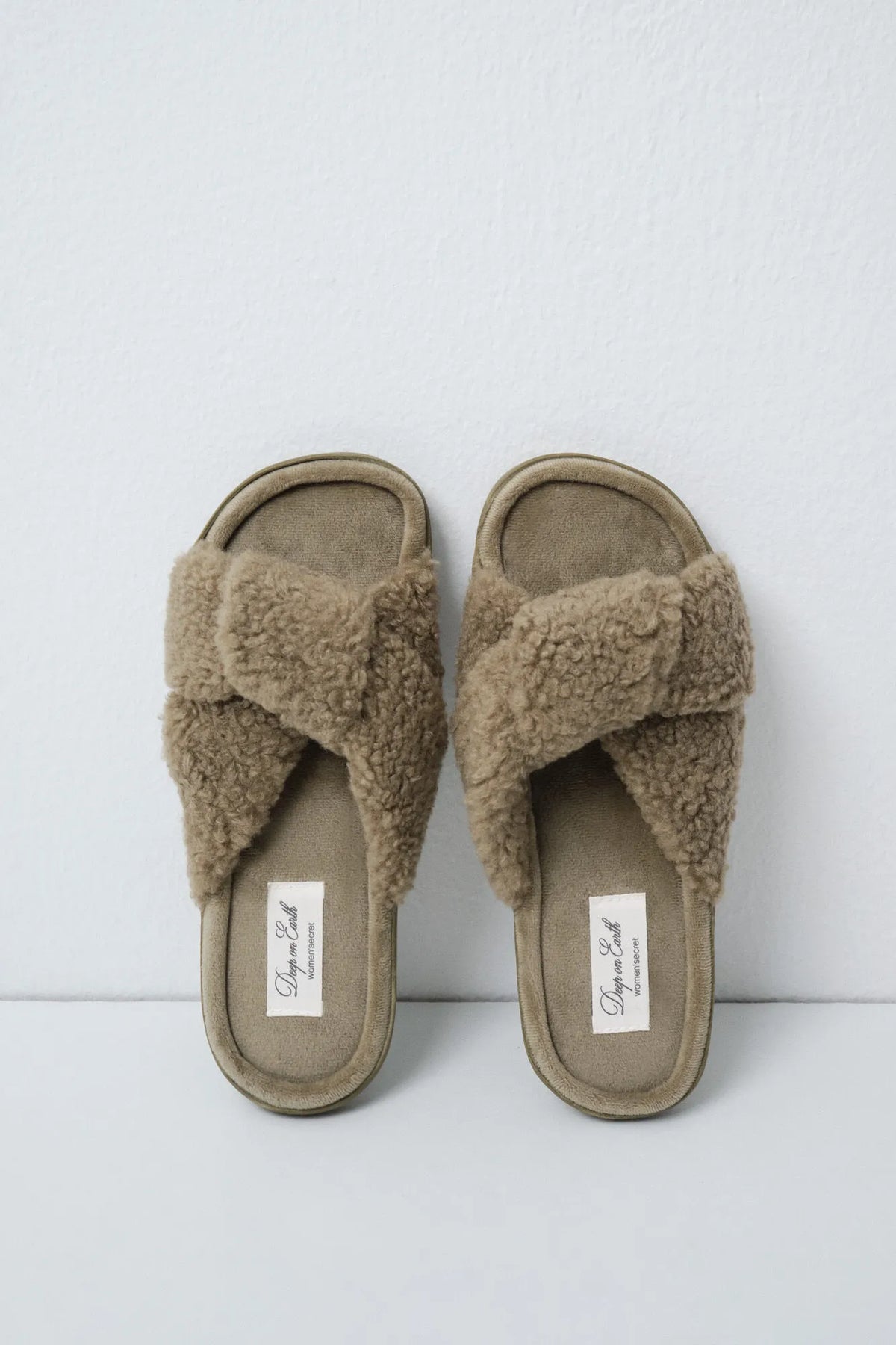 Women Secret Medium Khaki Women Green Faux Shearling Knot Slippers SKU: 4994425_92 Image 01