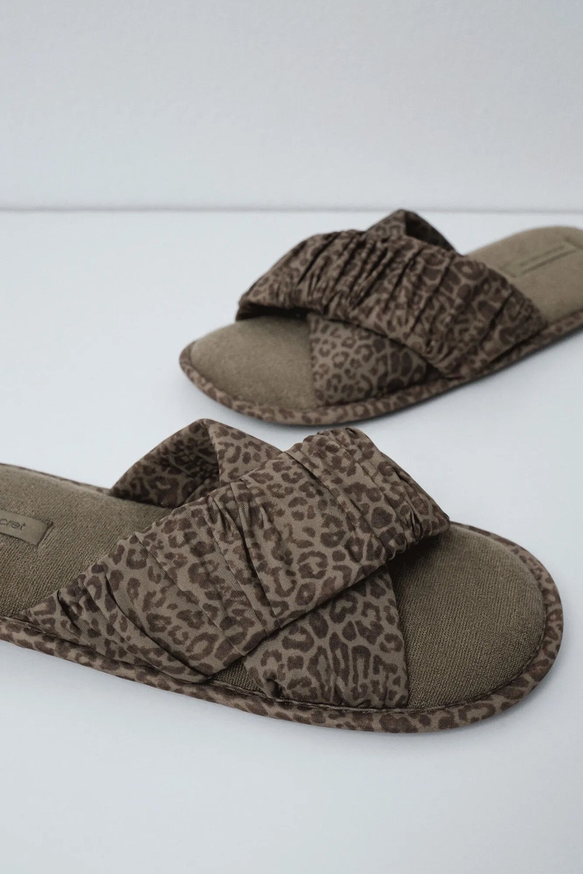 Women Secret Medium Khaki Women Animal Print Slippers Travel Pack SKU: 4994435_92 Image 04