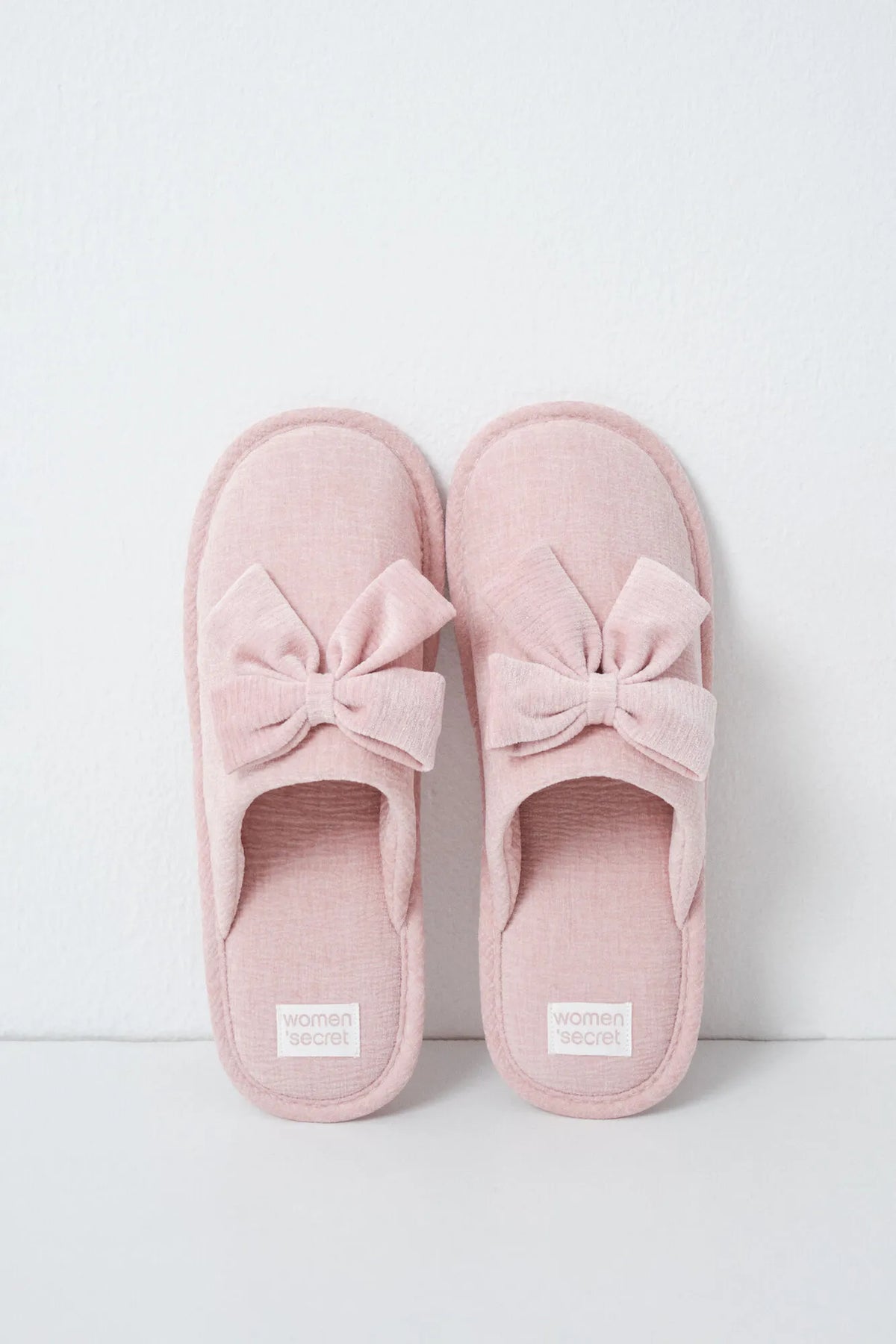 Women Secret Pink Women Pink Velvet Bow Slippers SKU: 4994439_71 Image 01