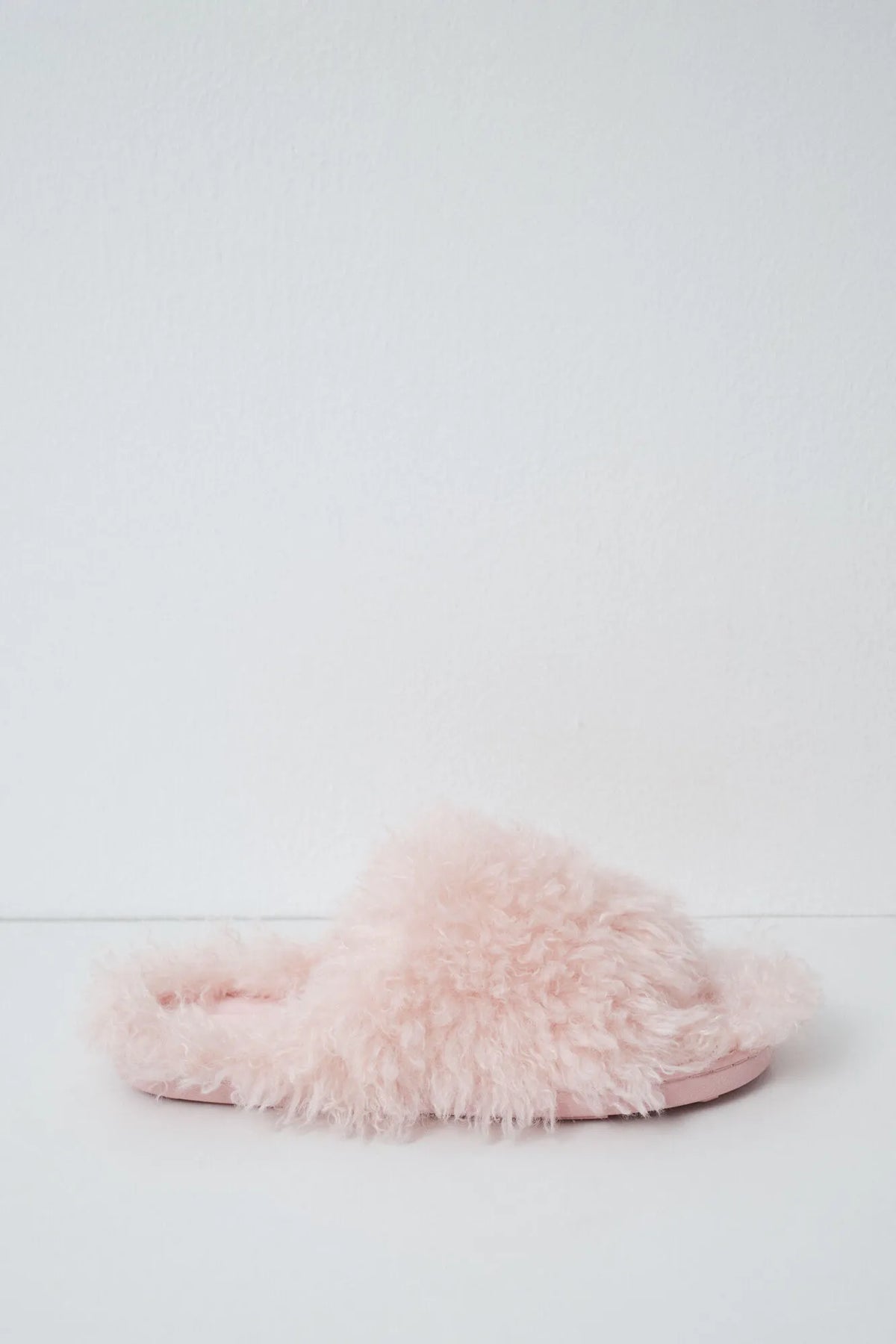 Women Secret Pink Women Pink Plush Slippers SKU: 4994440_71 Image 02
