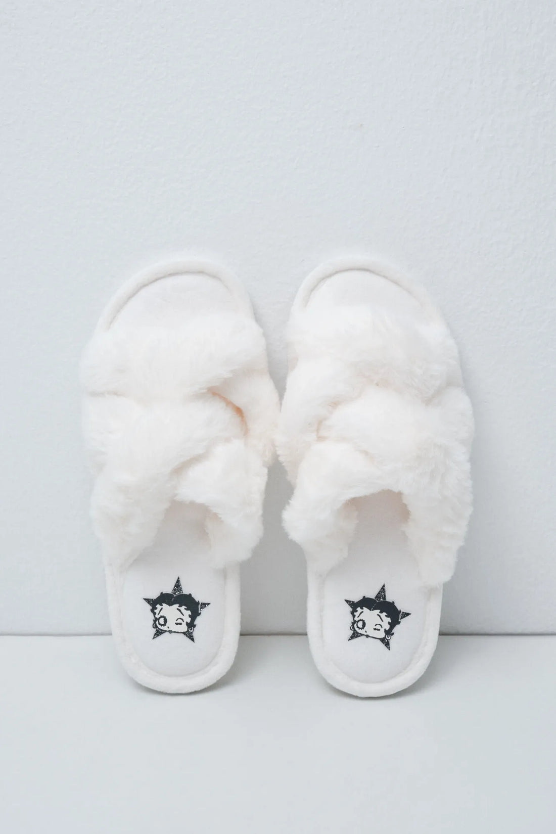 Women Secret Ivory Women White Plush Betty Boop Slippers SKU: 4994442_96 Image 01