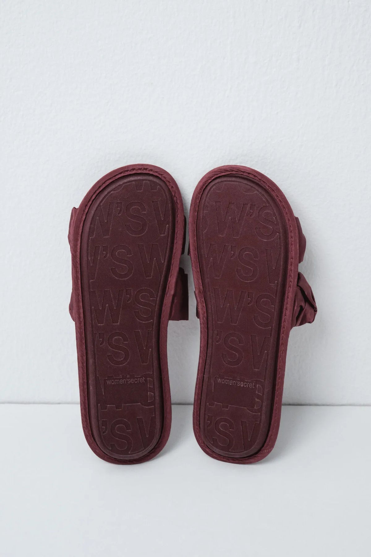 Women Secret Maroon Women Puffer Knot Double Strap Slippers SKU: 4994446_69 Image 03