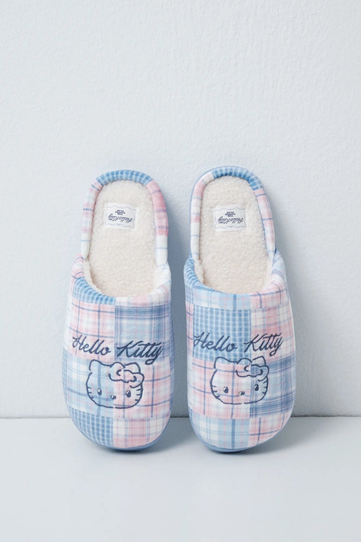Women Secret White Print Women Hello Kitty Patchwork Slippers SKU: 4994456_97 Image 01