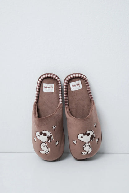 Women Secret Light Brown Women Snoopy Slippers SKU: 4994457_32 Image 01