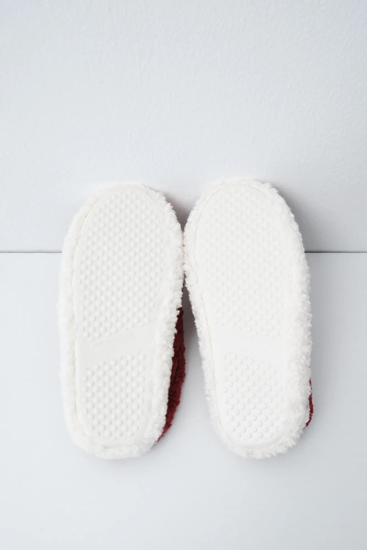 Women Secret Wine Women Red Faux Shearling Snoopy Slippers SKU: 4994518_68 Image 04