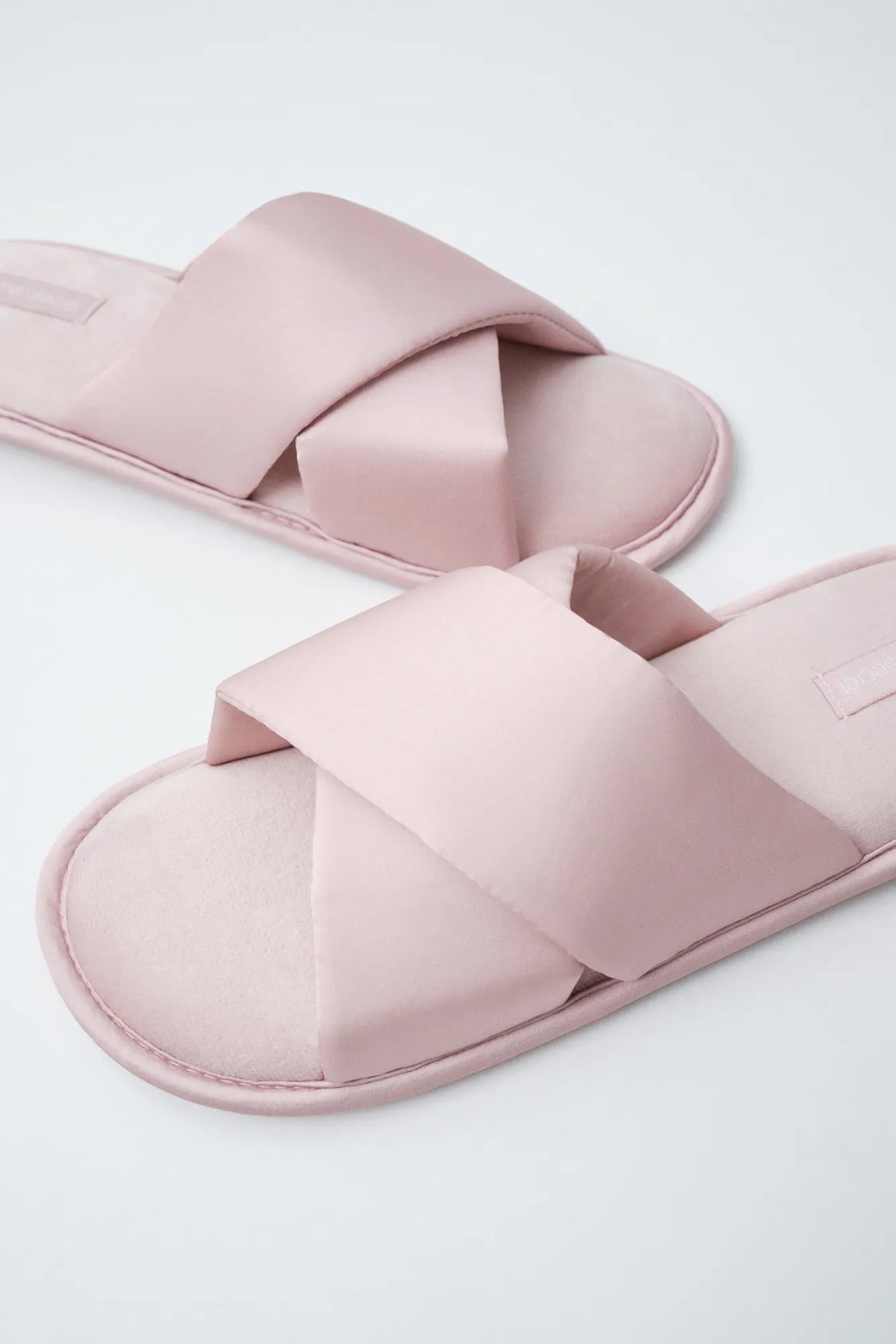 Women Secret Pink Women Pink Satin Cross-Strap Slippers SKU: 4994533_71 Image 04