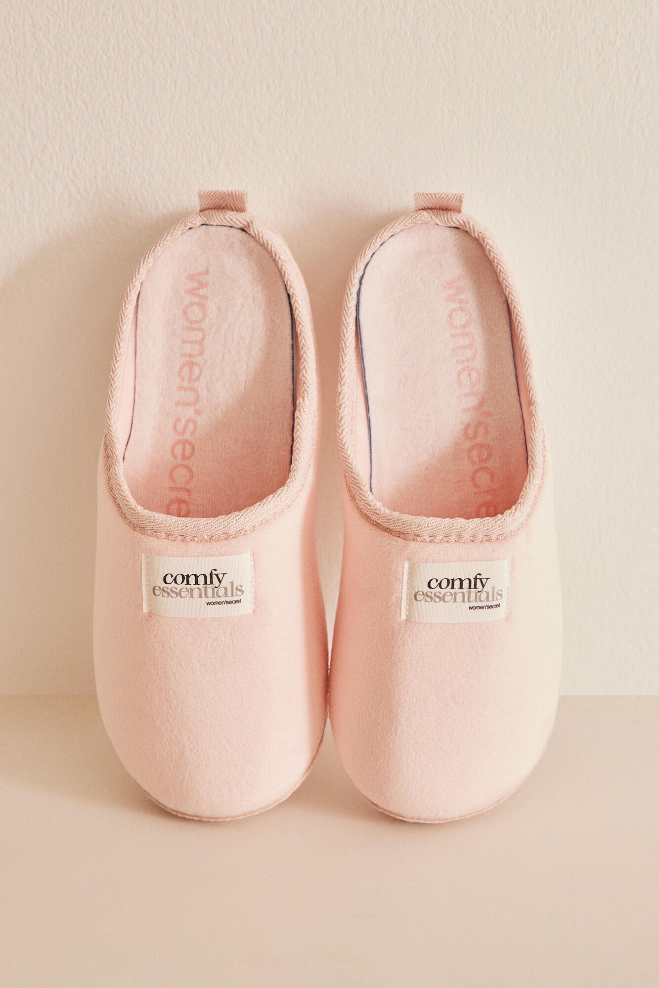 Shower Slippers_4997600_71_01