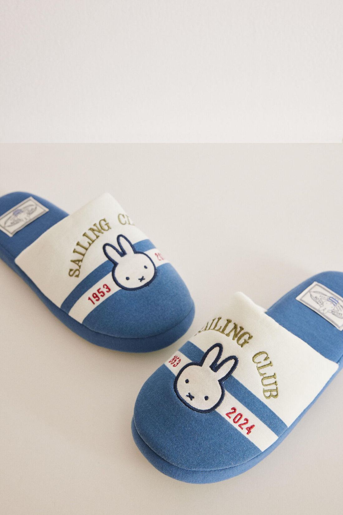 Slippers_4997603_90_03