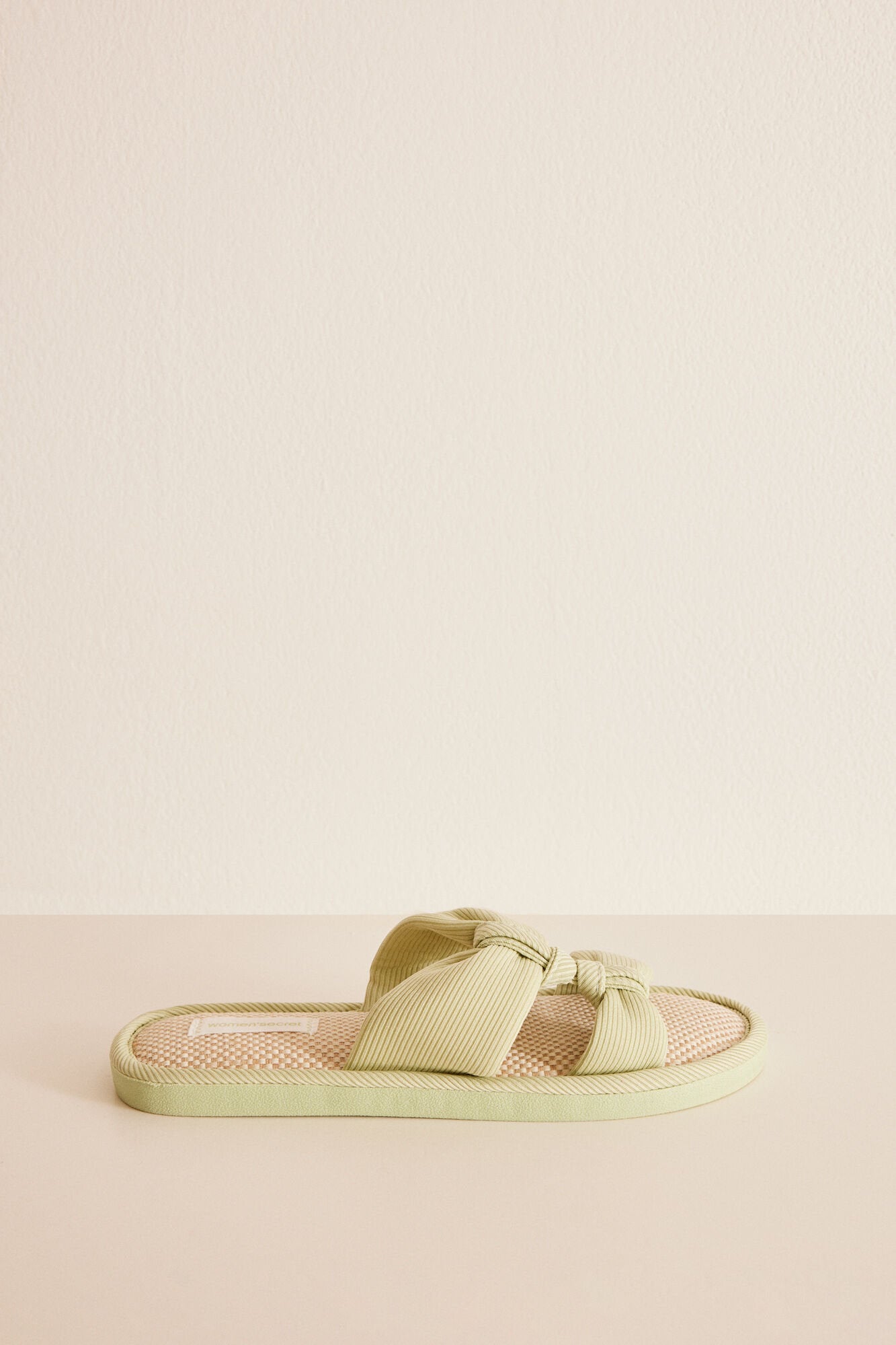 Green Knot House Shoe_02