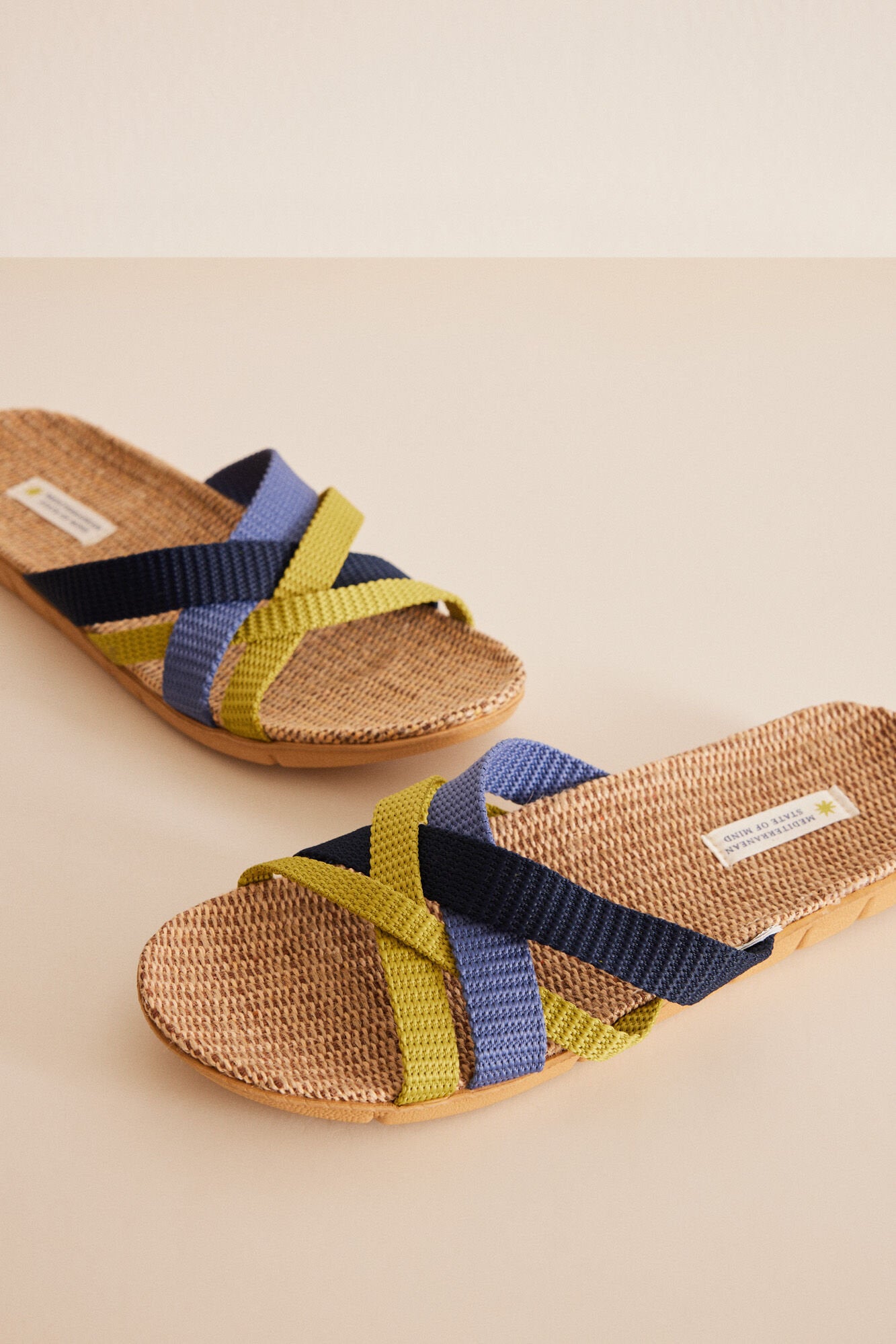 Open Sandal Raffia Intertwined Strips_01