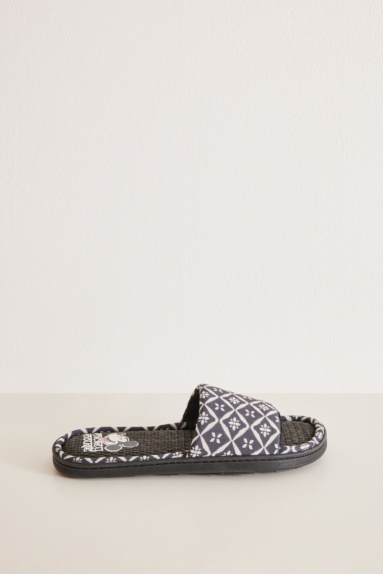 Mickey Ethnic Stamped House Slippers_04