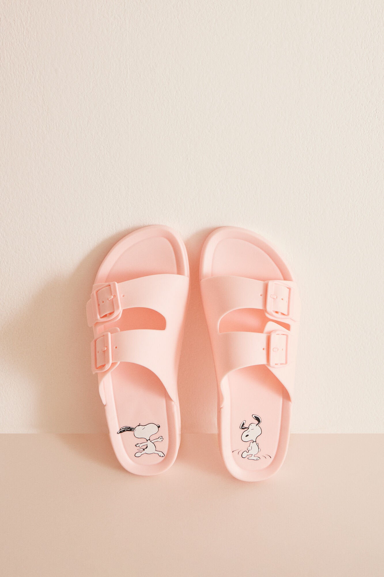 Snoopy Pink Injected Sandals_03