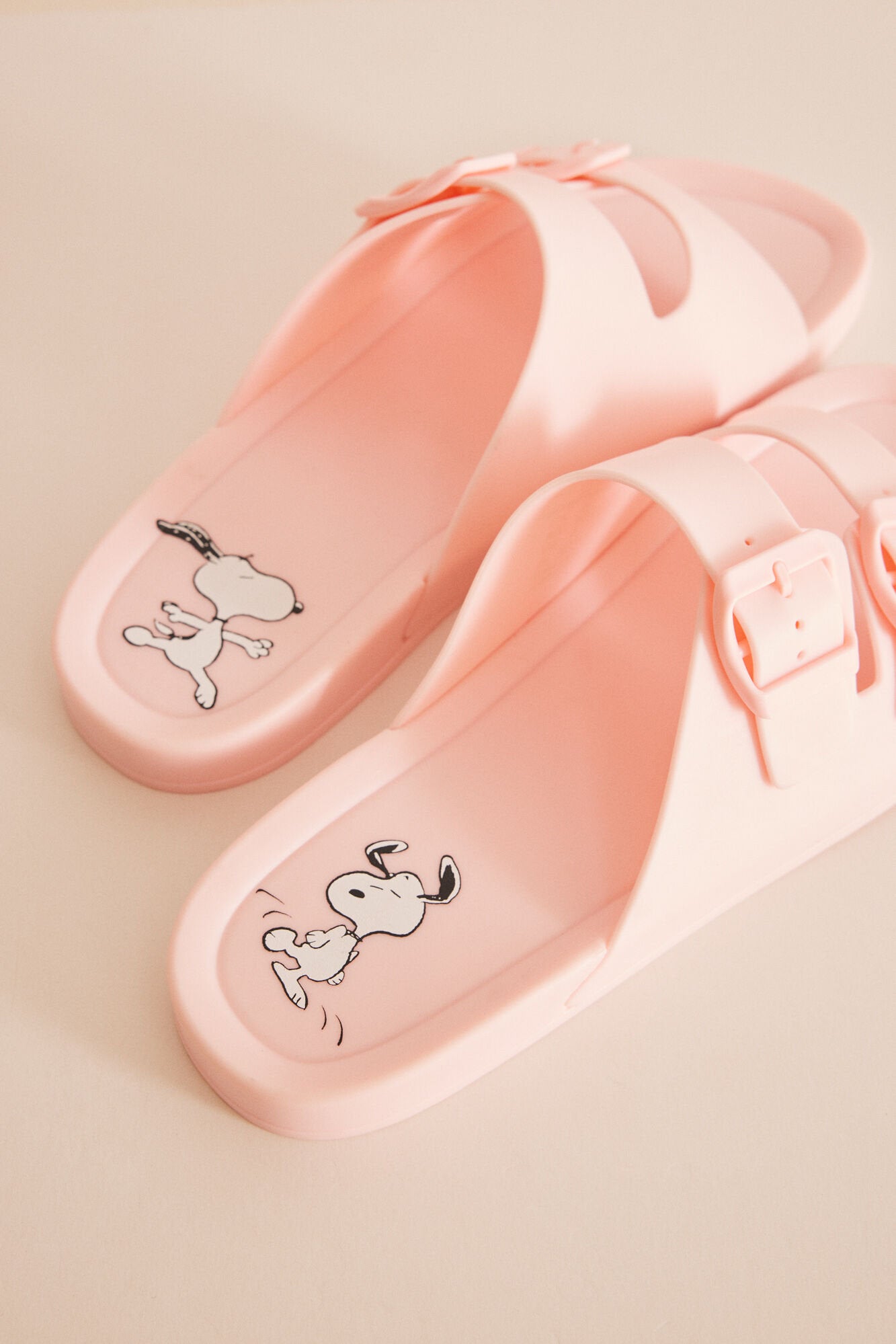 Snoopy Pink Injected Sandals_06