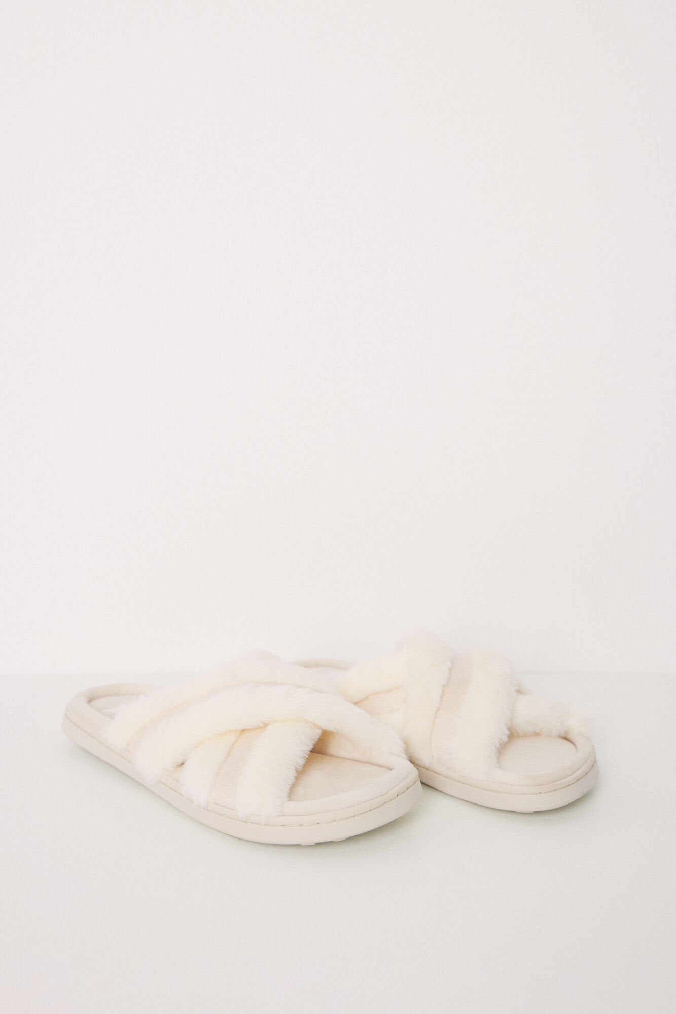 Beige Padded House Slippers_03