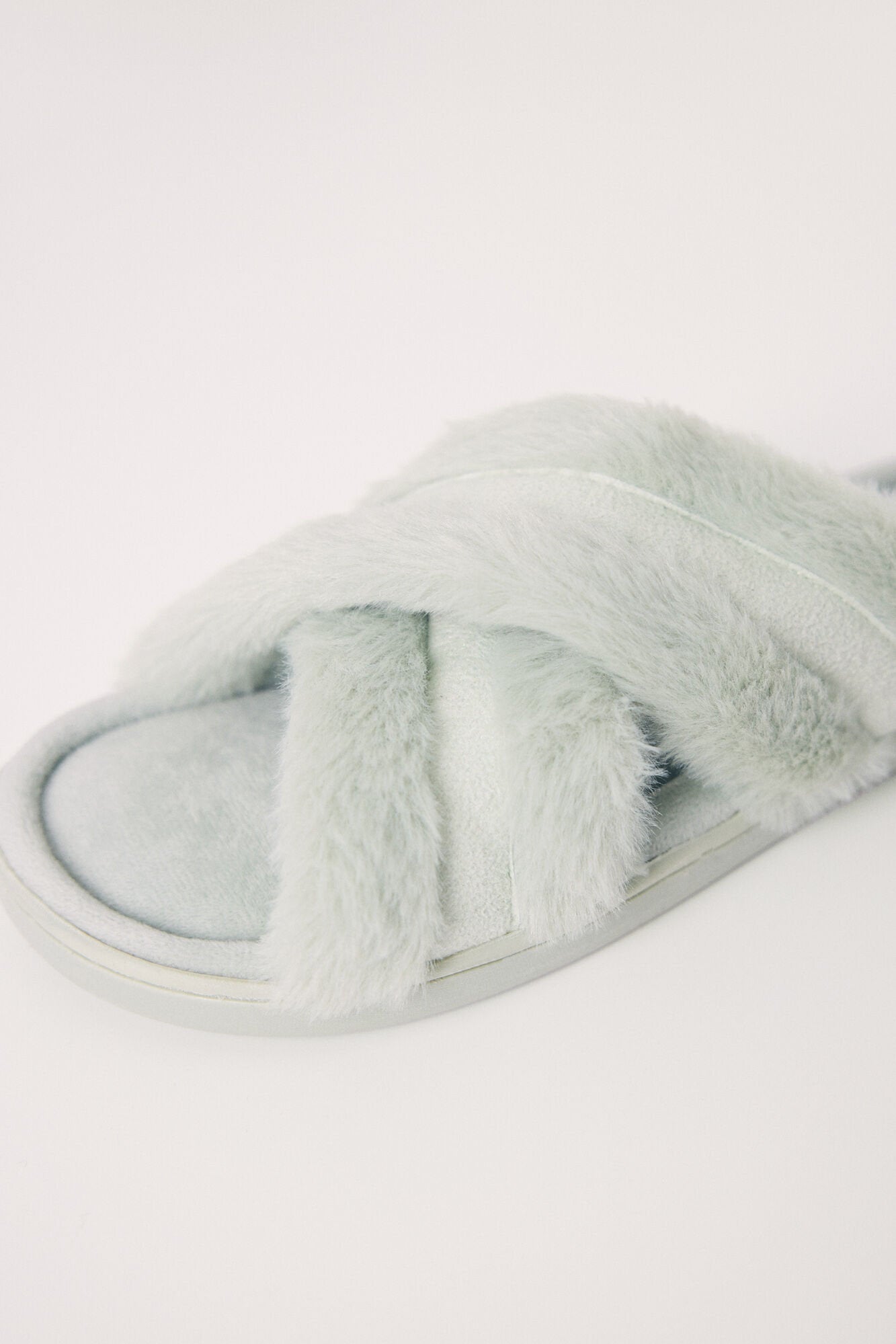 Green Padded House Slippers_04