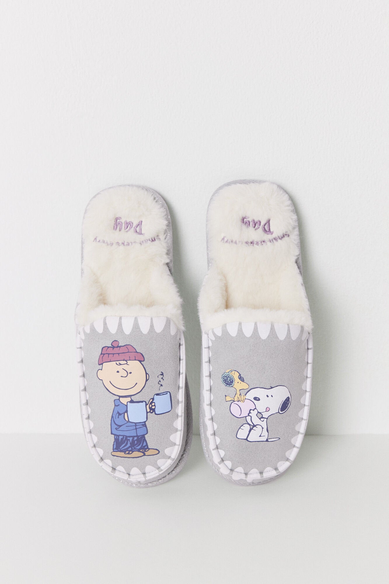 Snoopy Gray Hair House Slippers_4998027_44_01