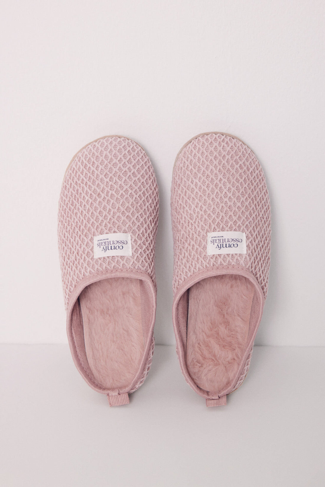 Pink Chenilla House Slippers_02