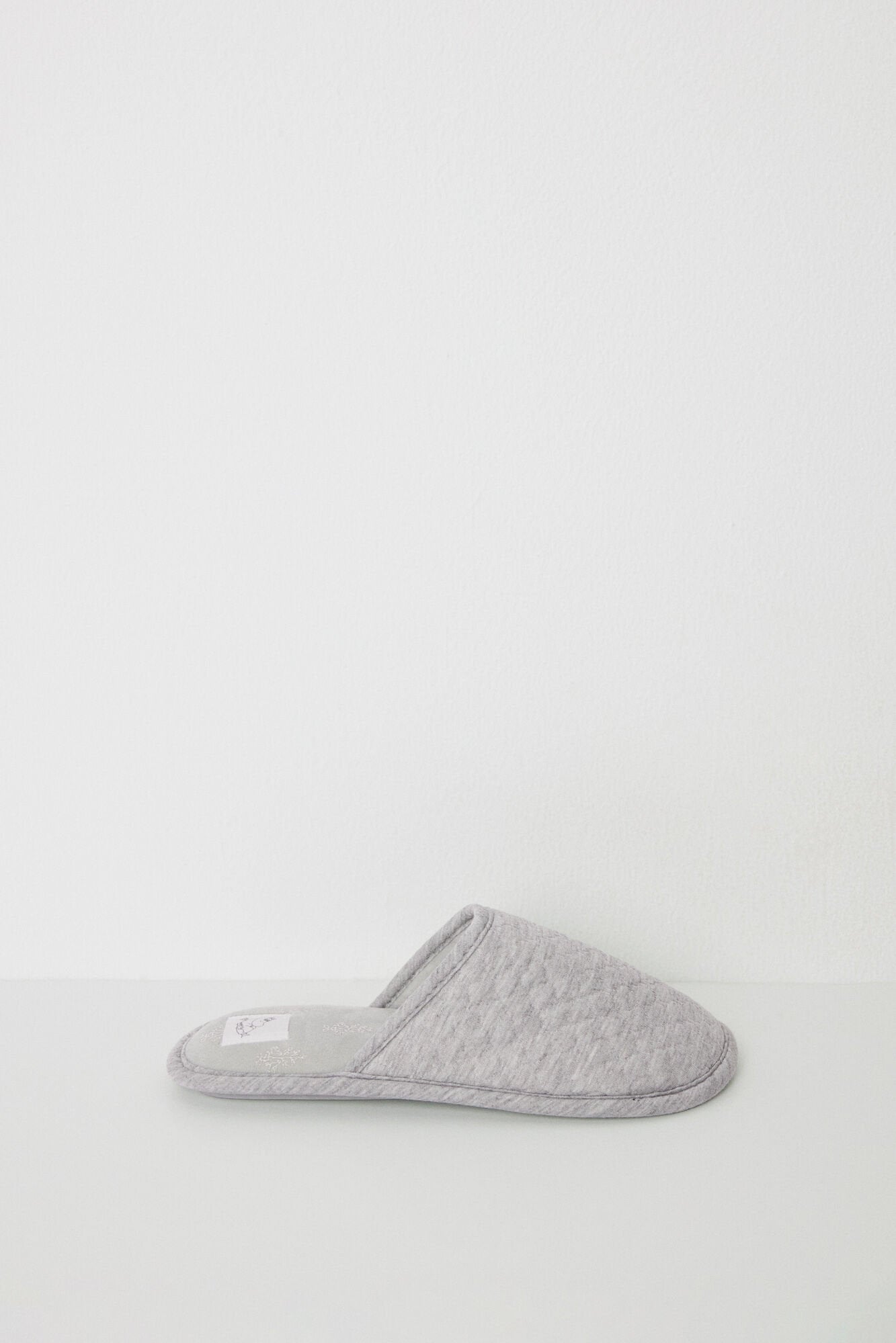 Women Secret_Moomin Grey Slippers_4999670_42_03