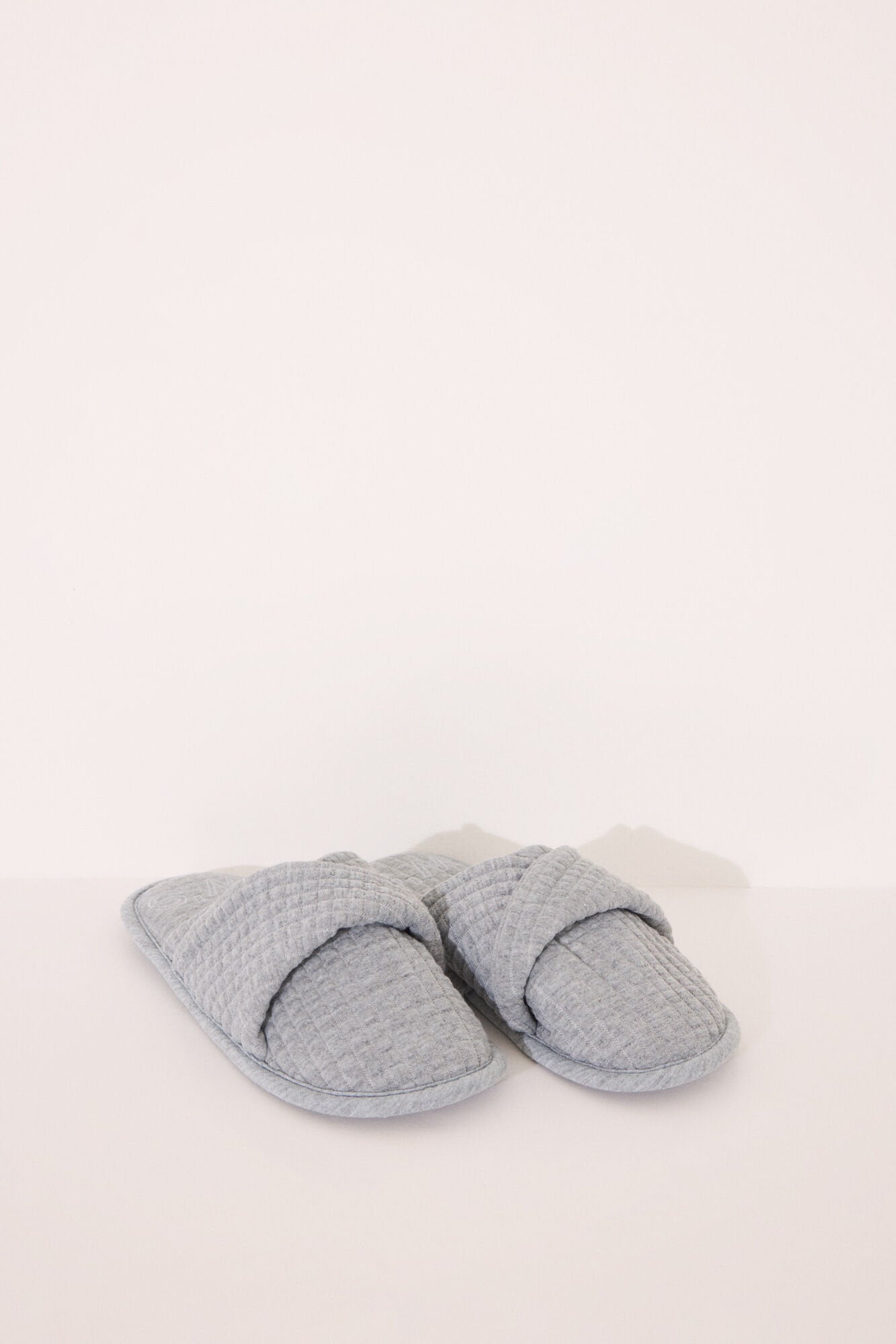 Women Secret_Grey Padded Slippers_4999699_48_03