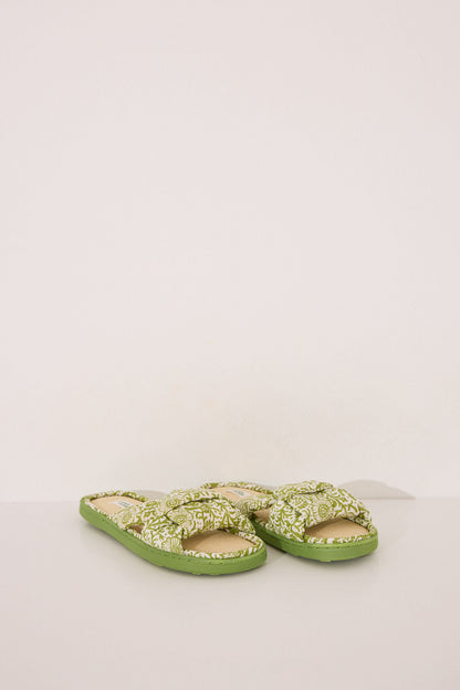 Women Secret_Green Raffia Knotted Upper Slippers_4999704_21_01