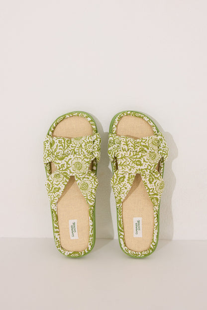 Women Secret_Green Raffia Knotted Upper Slippers_4999704_21_03