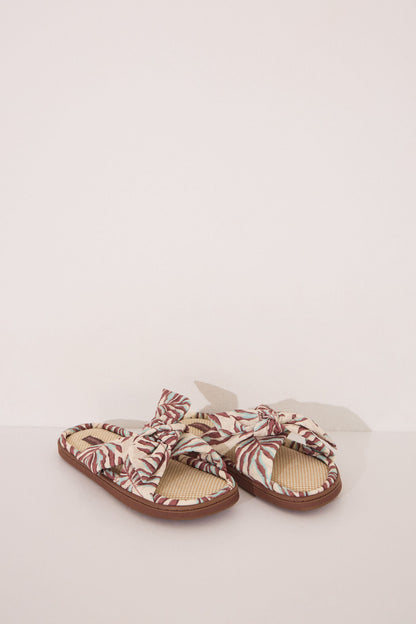 Women Secret_Tropical Raffia Slippers_4999716_22_01