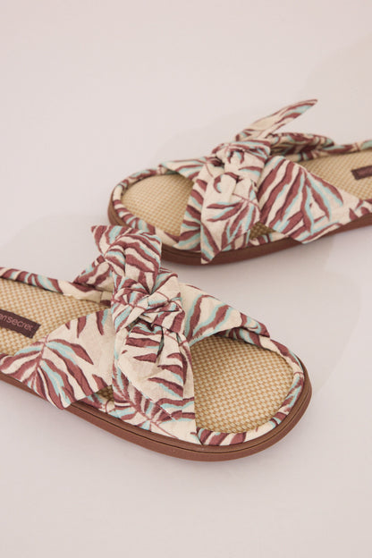 Women Secret_Tropical Raffia Slippers_4999716_22_02