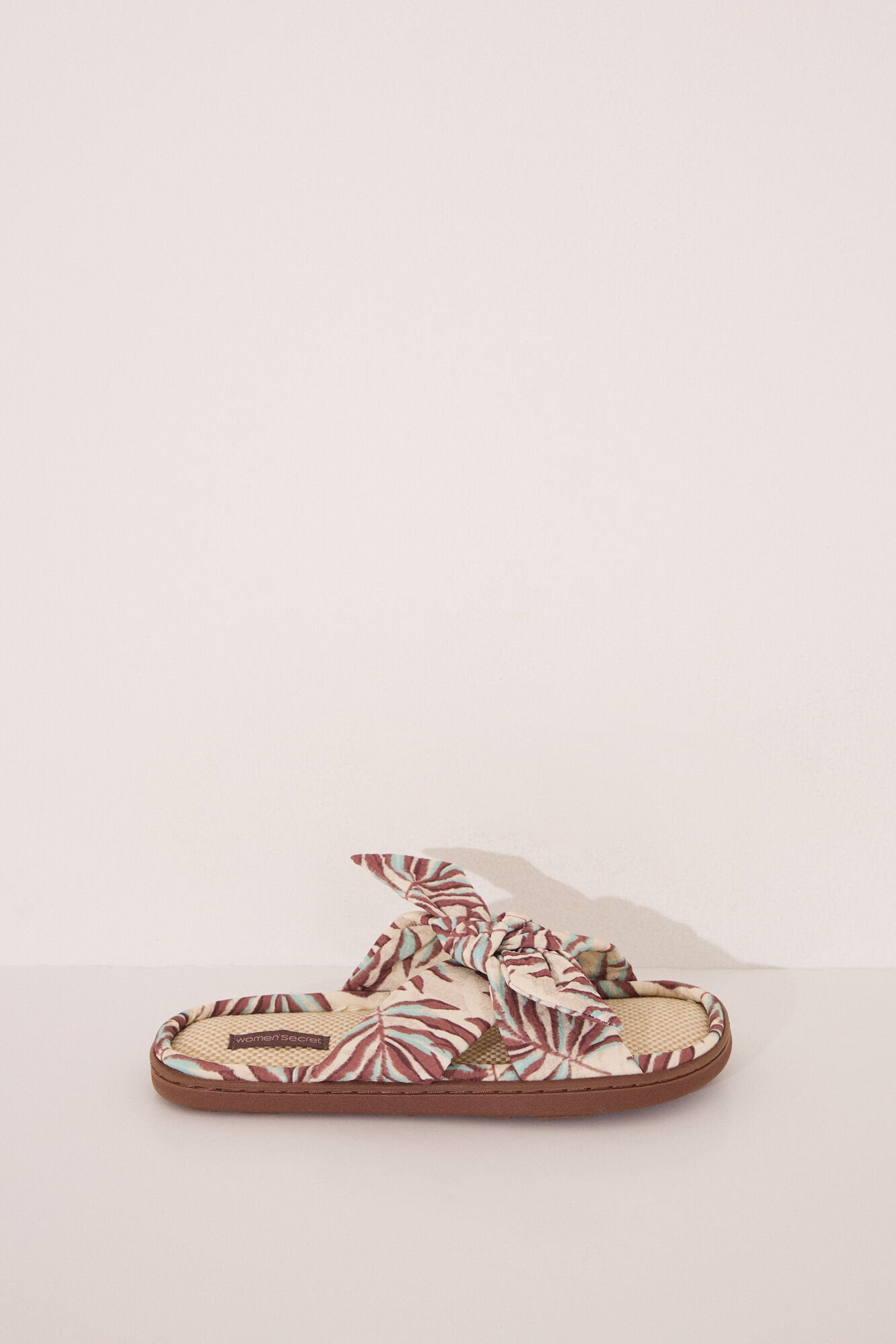 Women Secret_Tropical Raffia Slippers_4999716_22_05
