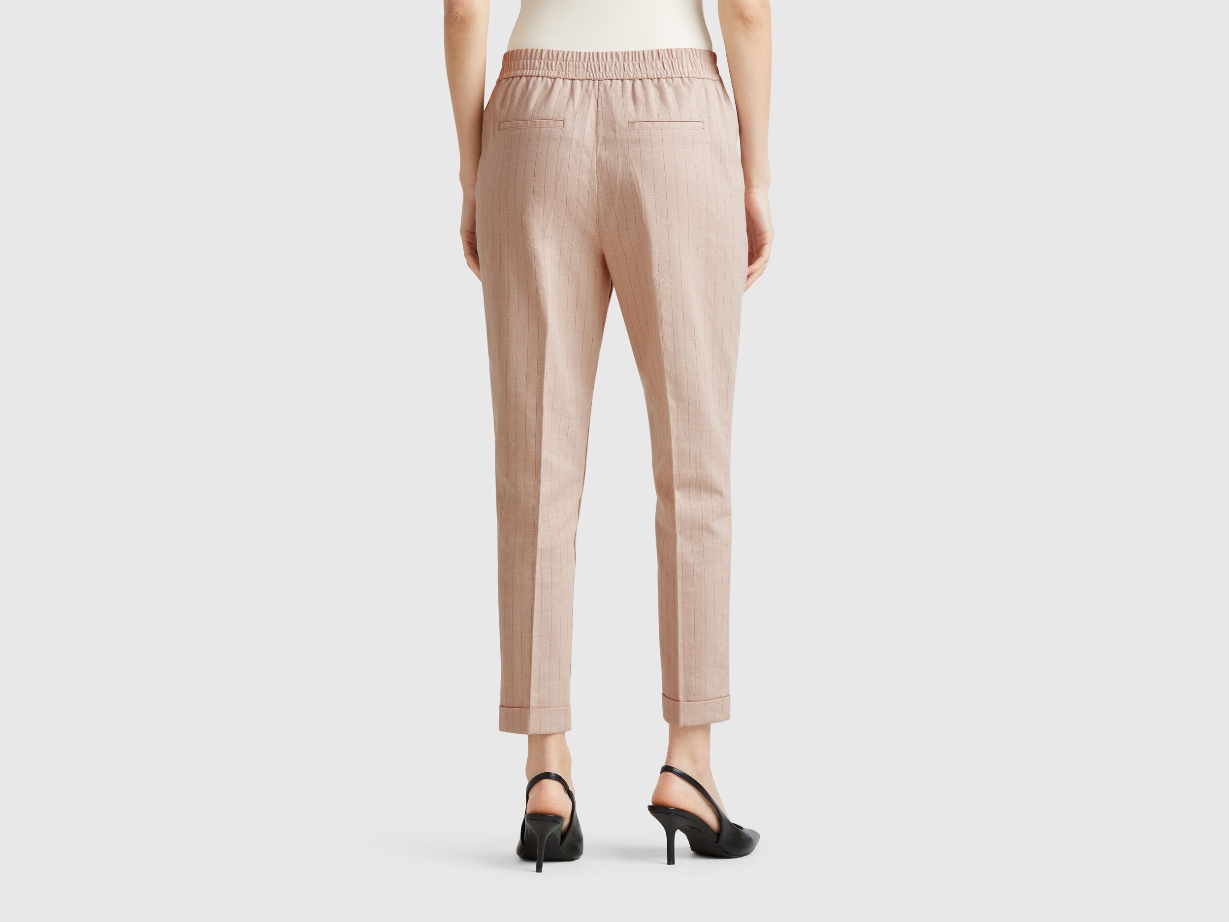 Benetton_Regular Fit Pinstriped Trousers_49KBDF090_901_03