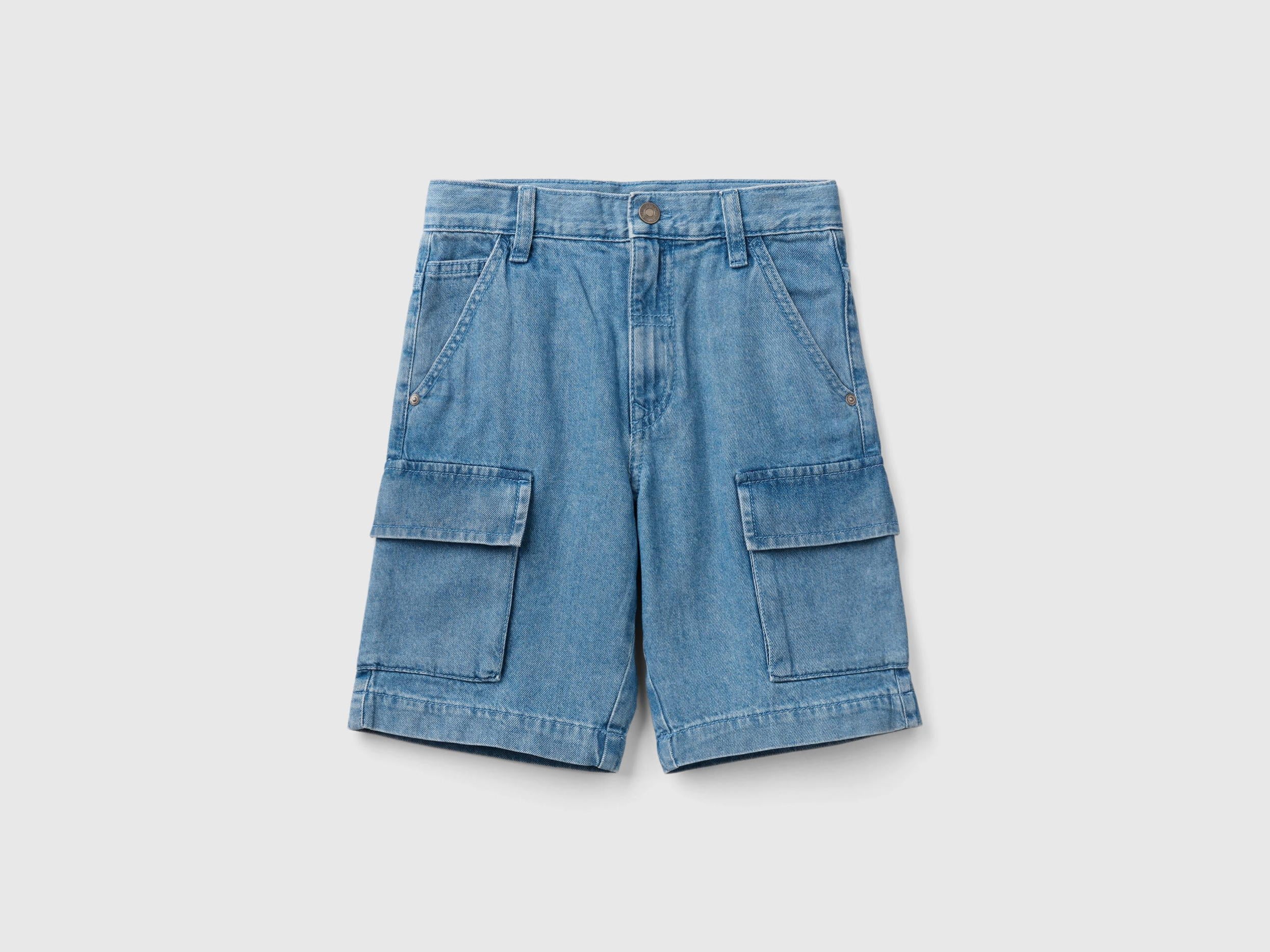 Lightweight Denim Cargo Bermudas_4AD7C902I_901_01