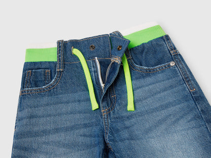 Benetton_Straight Jean Shorts_4AD7G902Y_901_03