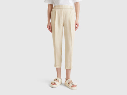 Benetton_Cropped Trousers in 100% Linen_4AGH558X5_152_02