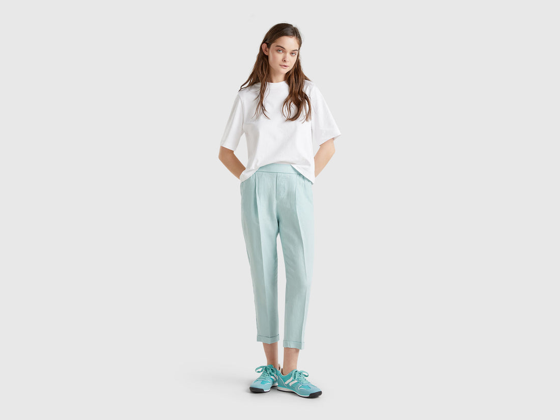 Benetton_Cropped Trousers in 100% Linen_4AGH558X5_17H_01