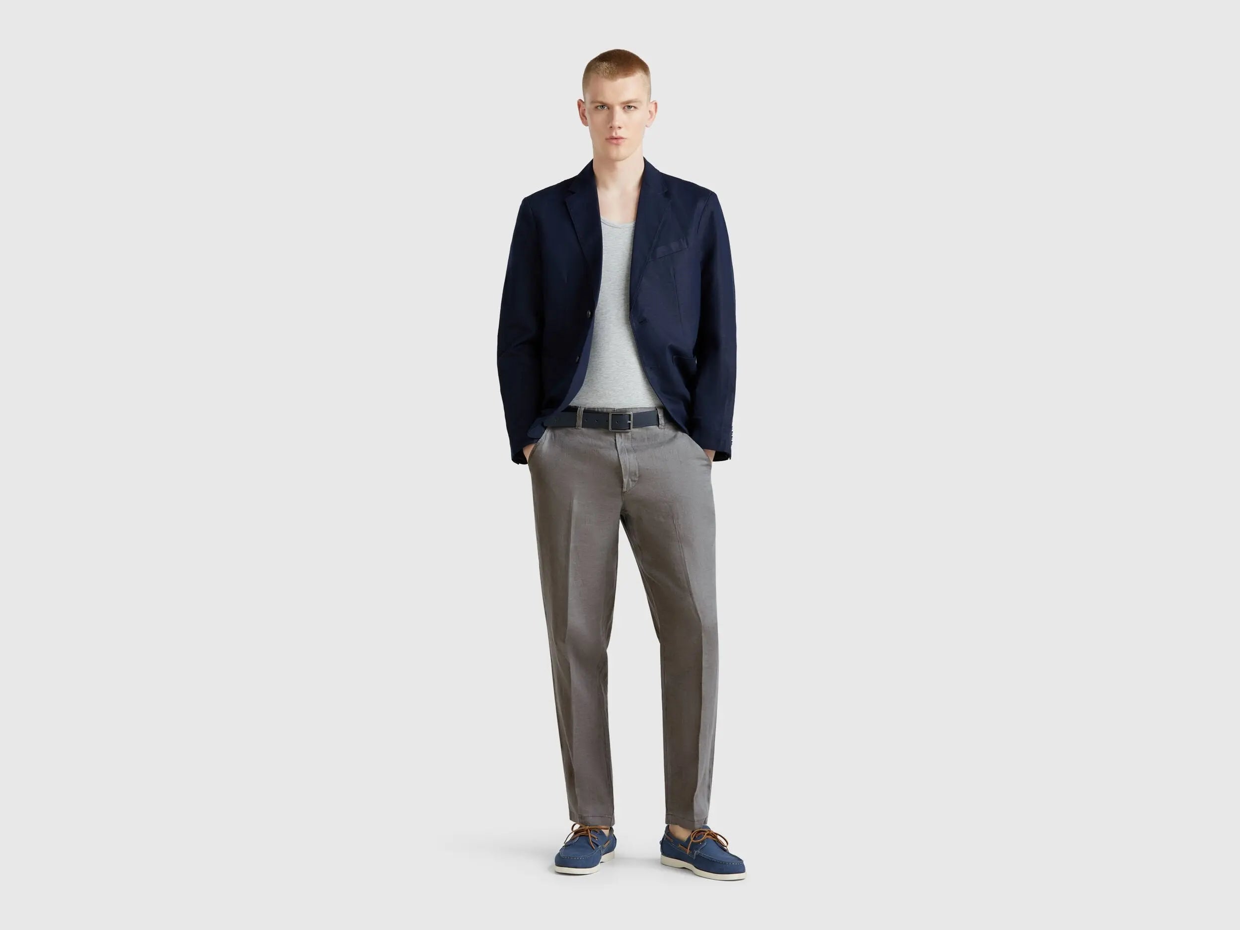 Benetton_Chinos in Pure Linen_4AGH55HW8_00W_01