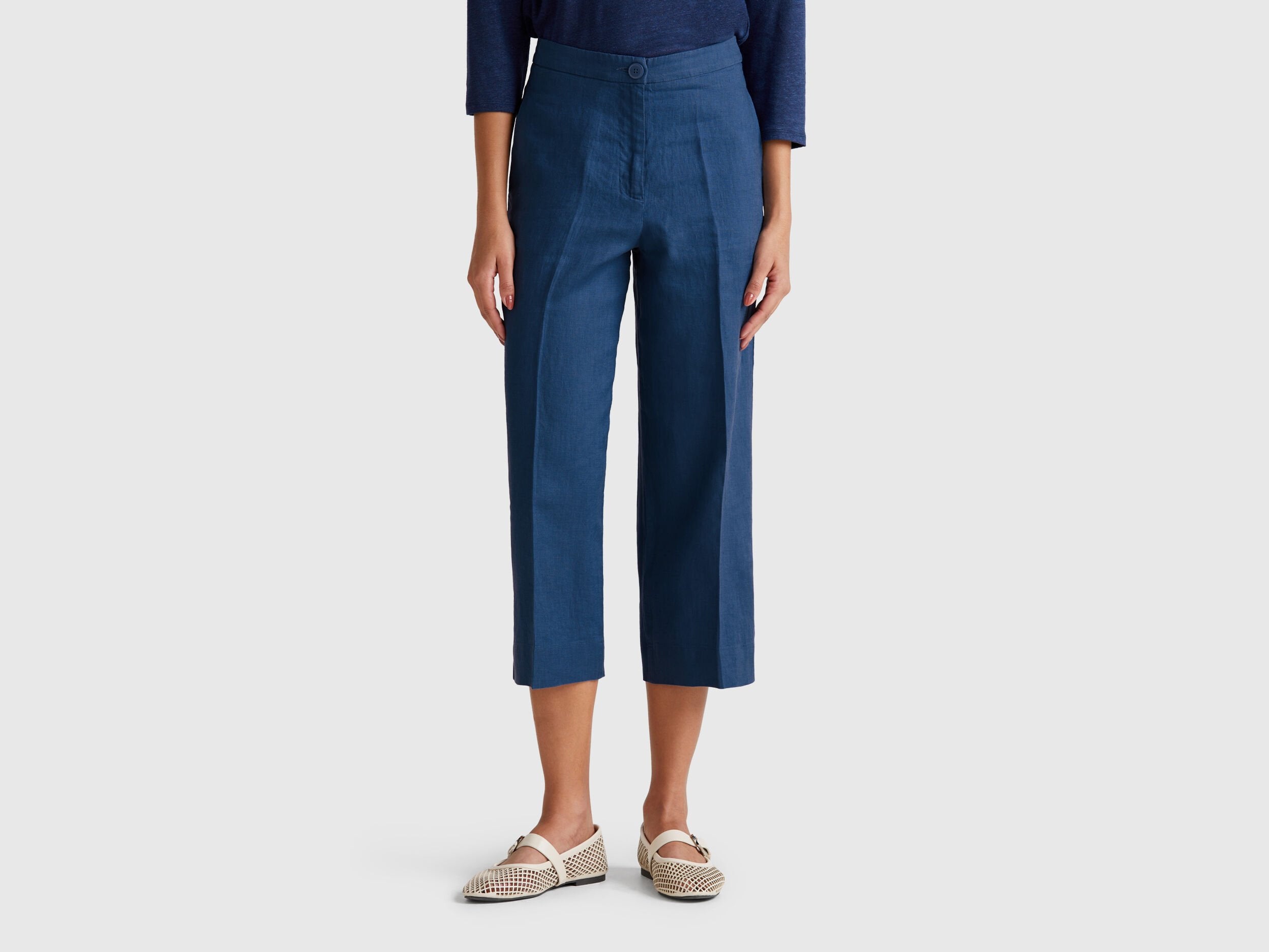Benetton_Cropped Sweatpants in Pure Linen_4AGHDF08M_217_02
