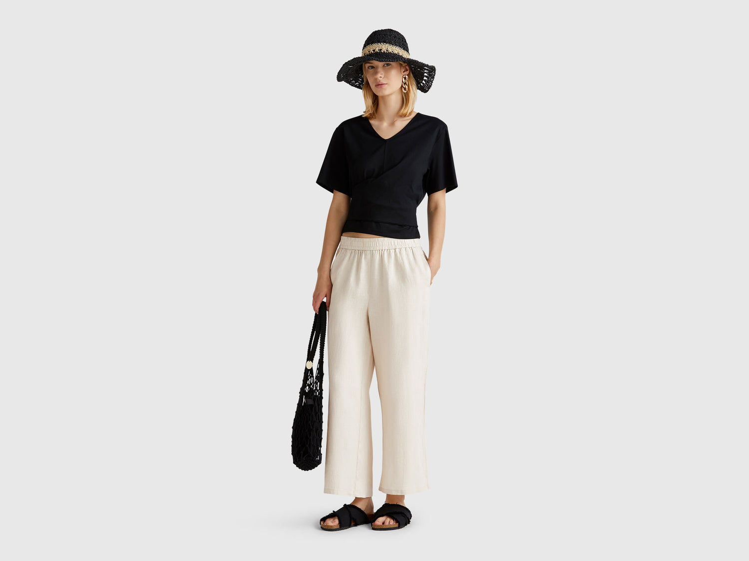 Benetton_Wide Leg Trousers in Pure Linen_4AGHDF09G_152_01
