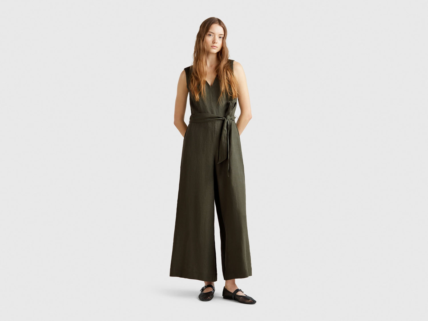 Benetton_Jumpsuit in Pure Linen_4AGHDT00E_20W_01