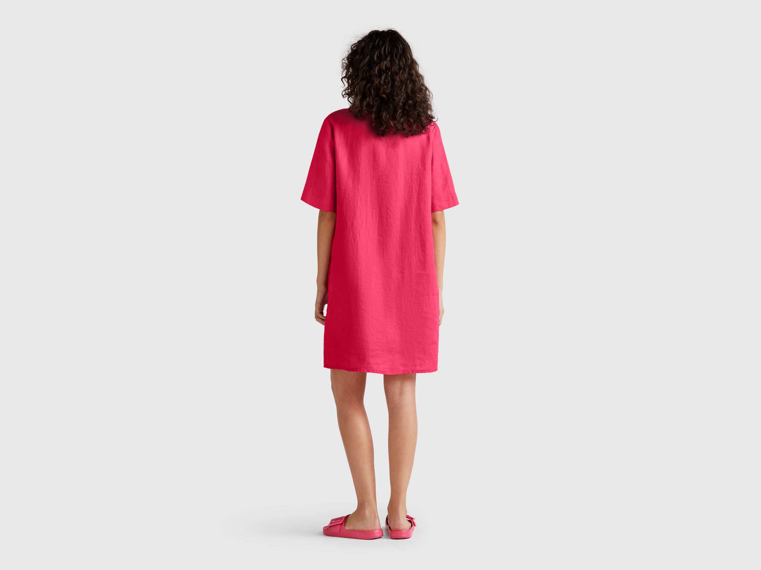 Benetton_Short Sleeve Dress in Pure Linen_4AGHDV0B0_12E_02