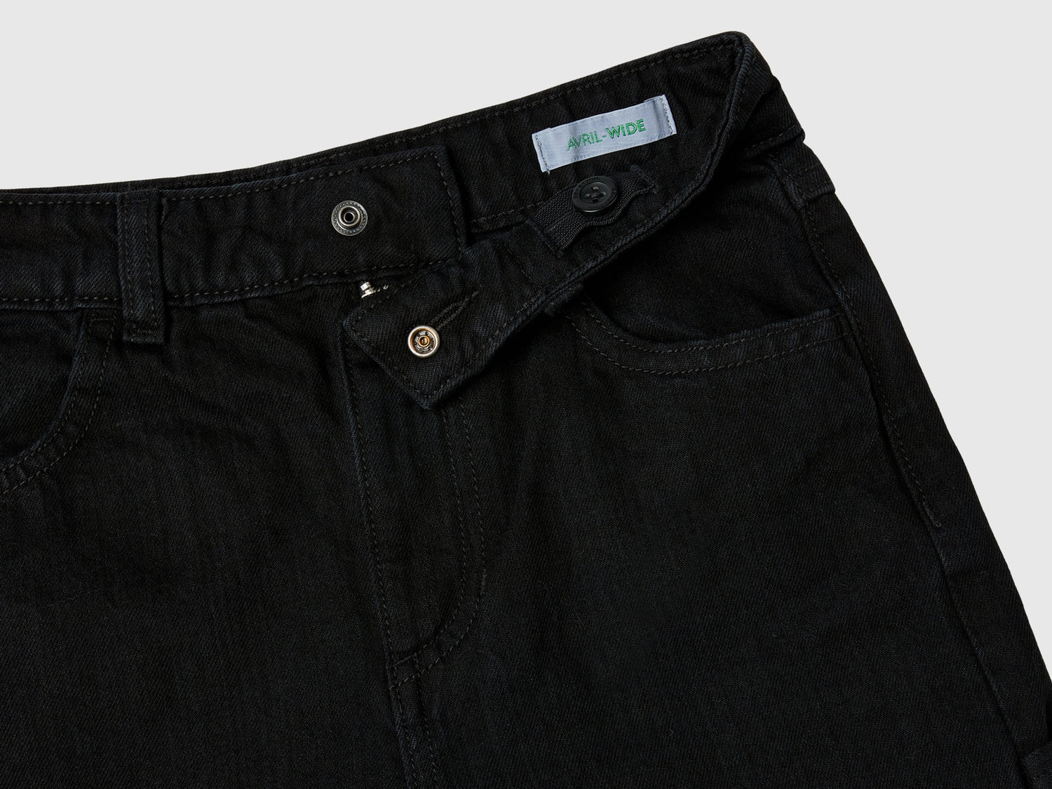 Wide Fit Cargo Jeans_4AW7CE035_800_03